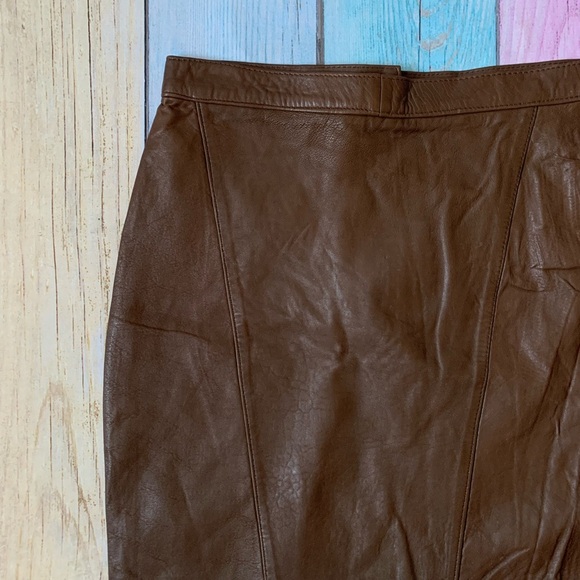 Vintage -00% Brown Leather Mini Skirt - Picture 3 of 8